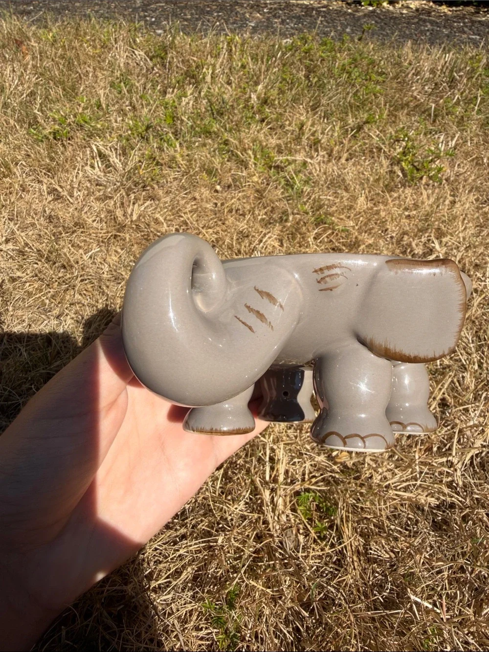 Home Essentials Taupe Ceramic Elephant Planter/ serving dish (Hard to find )
